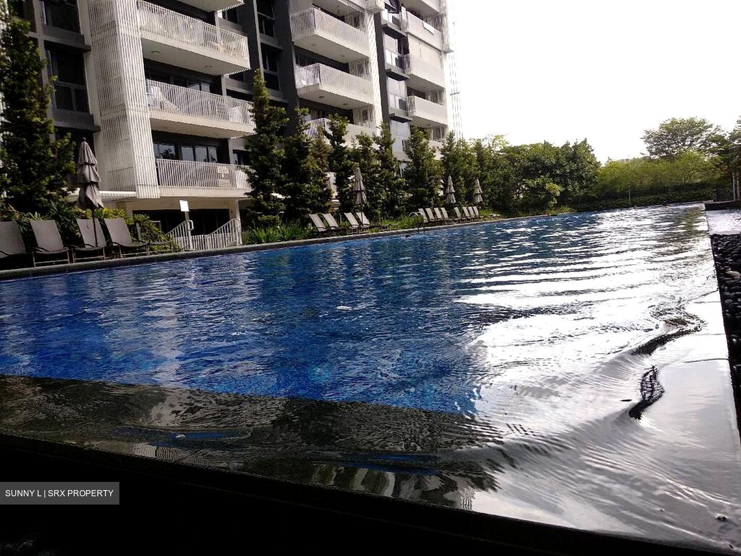 The Lakefront Residences (D22), Condominium #500806181